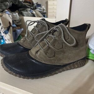 Sorel Black and Gray Boots